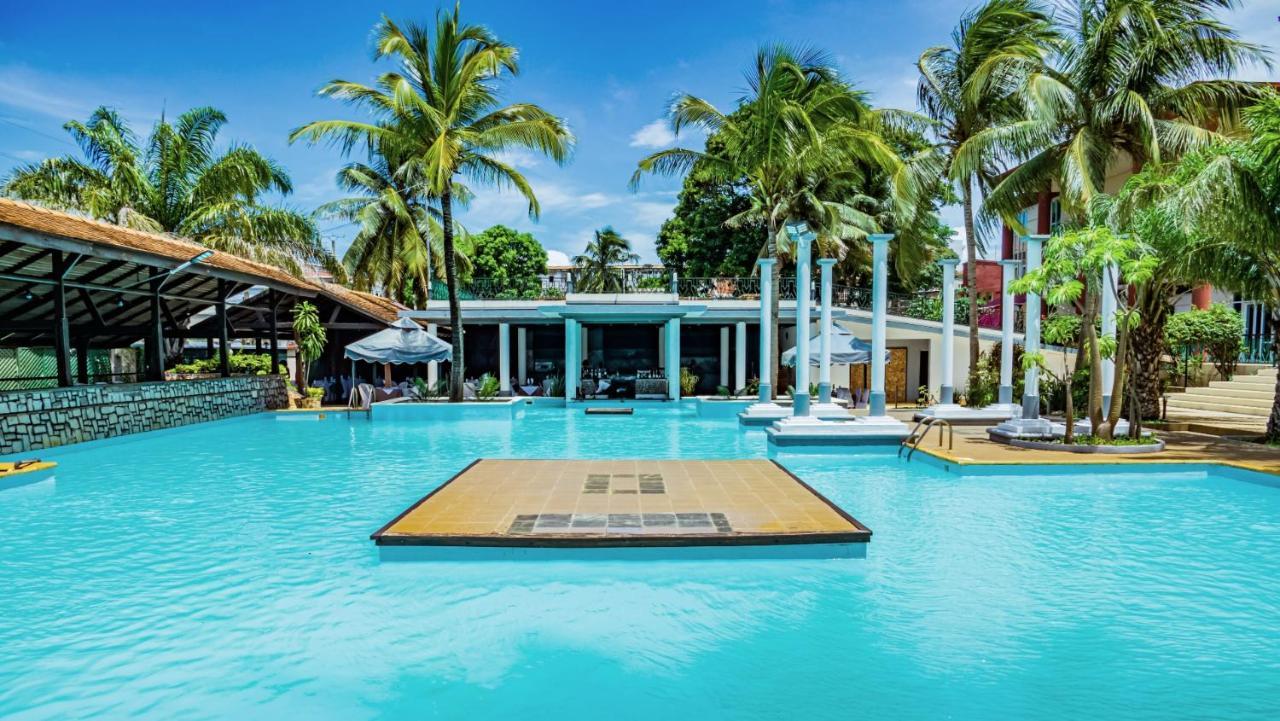 Le Grand Hôtel Diego Antsiranana Exterior foto