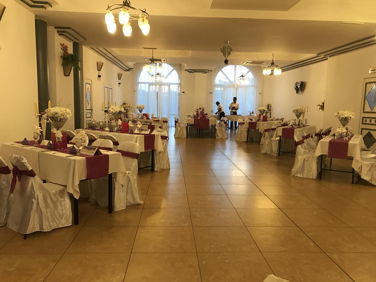 Le Grand Hôtel Diego Antsiranana Exterior foto